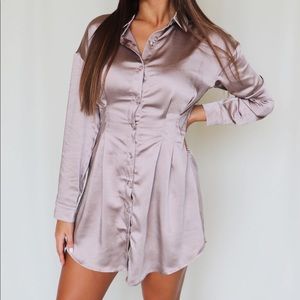 Boutique button up silk mini long sleeve dress